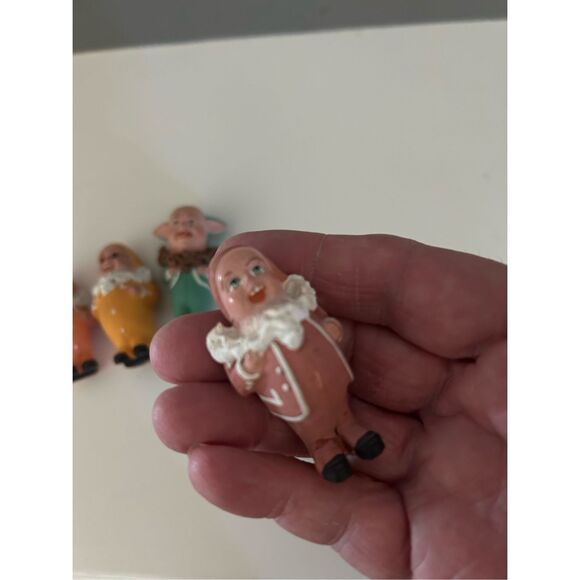Vintage Set of 6 Disney Clay Dwarfs - Picture 9 of 12